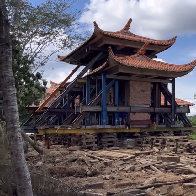 Di dời Cổng Chùa Tam Quan tại Đắk Lắk