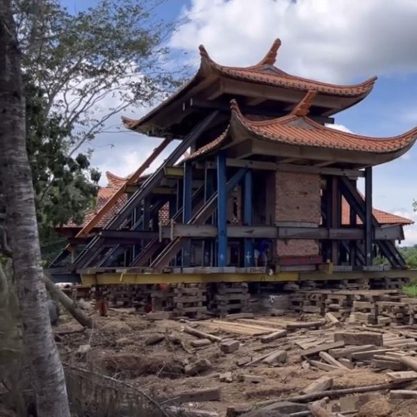 Di dời Cổng Chùa Tam Quan tại Đắk Lắk