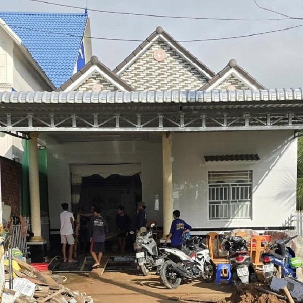 Gia cố chống lún, chỉnh nghiêng nhà cấp 4 ngang 8m dài 14m tại Cần Thơ