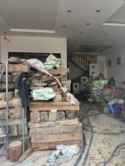 nang nha 2 tang 160m2 len 60cm tai can tho do thap hon mat duong 2